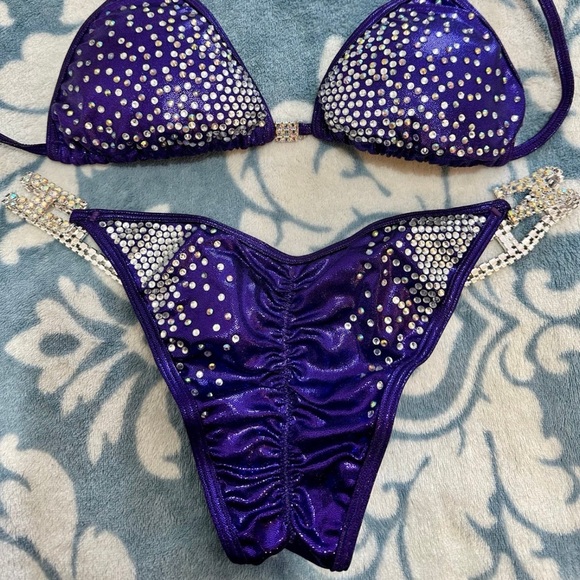 Angel competition bikini - Picture 4 of 4